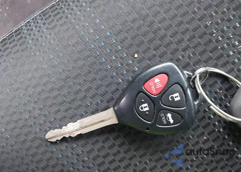 2012 Toyota Corolla S из США, поврежденный, VIN 2T1BU4EE4CC886326